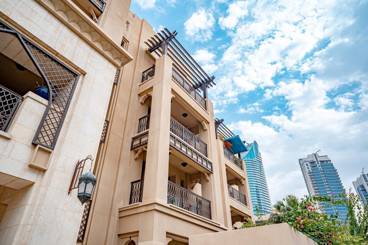 Higuests - Spacious Apt With Private Balcony In Old Town Dubaj Exteriér fotografie