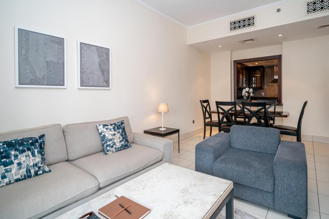 Higuests - Spacious Apt With Private Balcony In Old Town Dubaj Exteriér fotografie